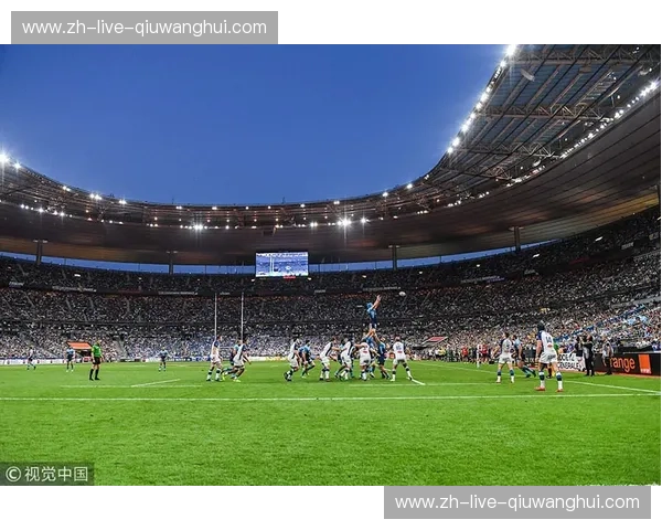 橄榄球球场：城市活力与商业价值的绿茵舞台